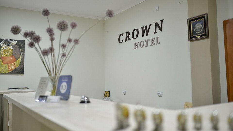 Tiara Holidays - Crown - recepcija